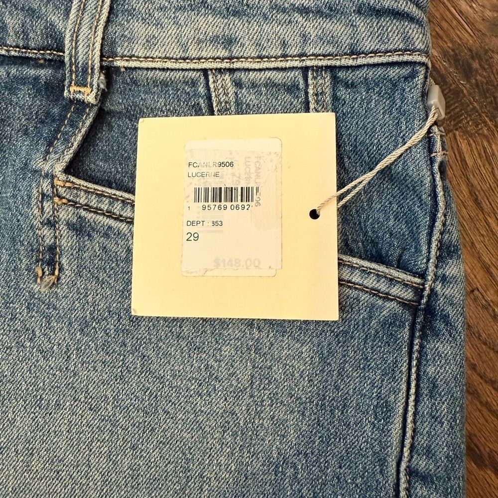 Favorite Daughter Lucerne Jean Shorts - Picture 6 of 7